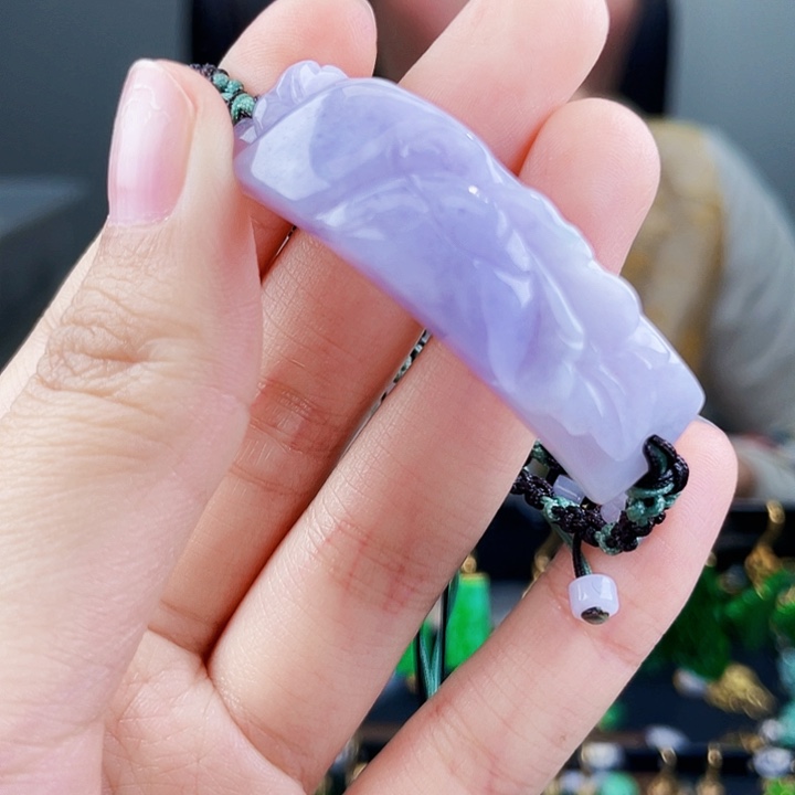 翡翠手镯未镶嵌饰品