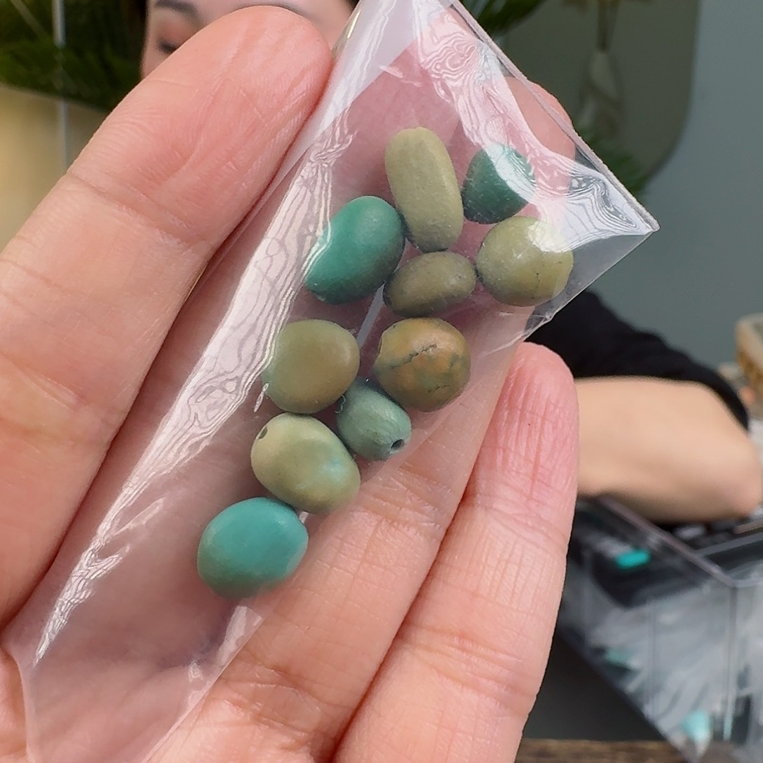 绿松石珠宝奇石未镶嵌