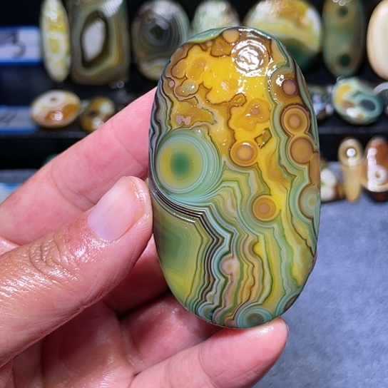 【闪购商品】未镶嵌玛瑙/玉髓珠宝奇石晴***