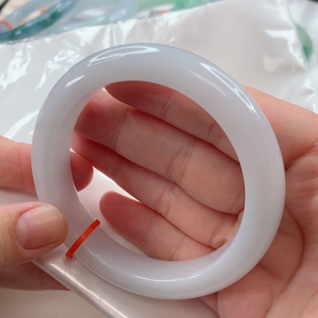 翡翠未镶嵌手镯圈口57.8