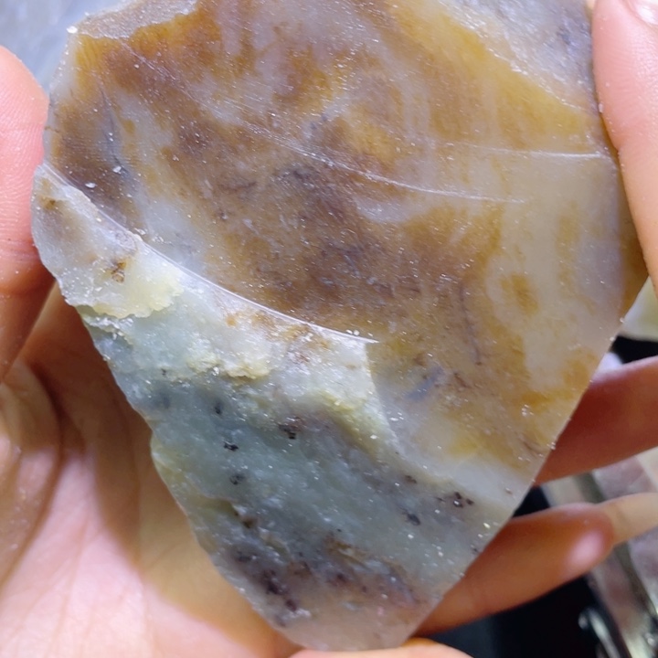 和田玉未镶嵌珠宝半成品