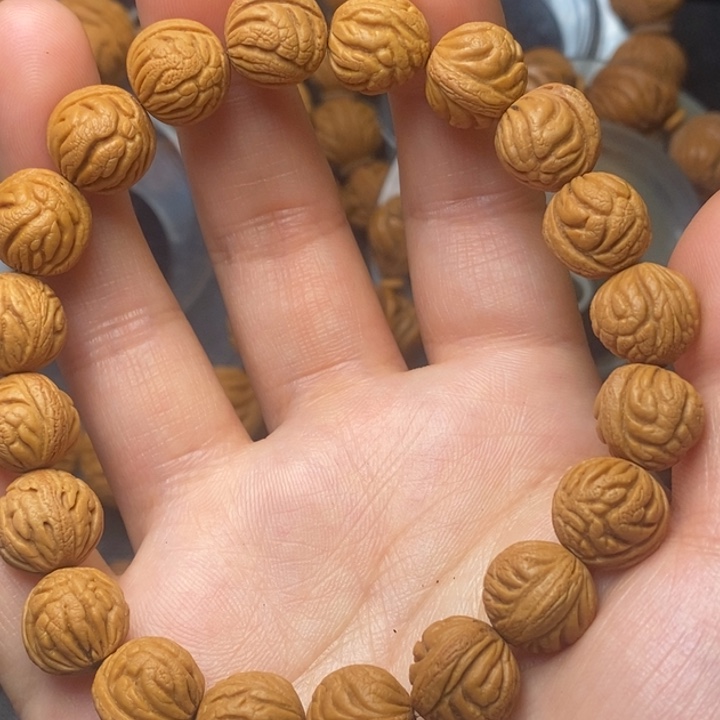 吊坠桃核秦岭山野生桃核