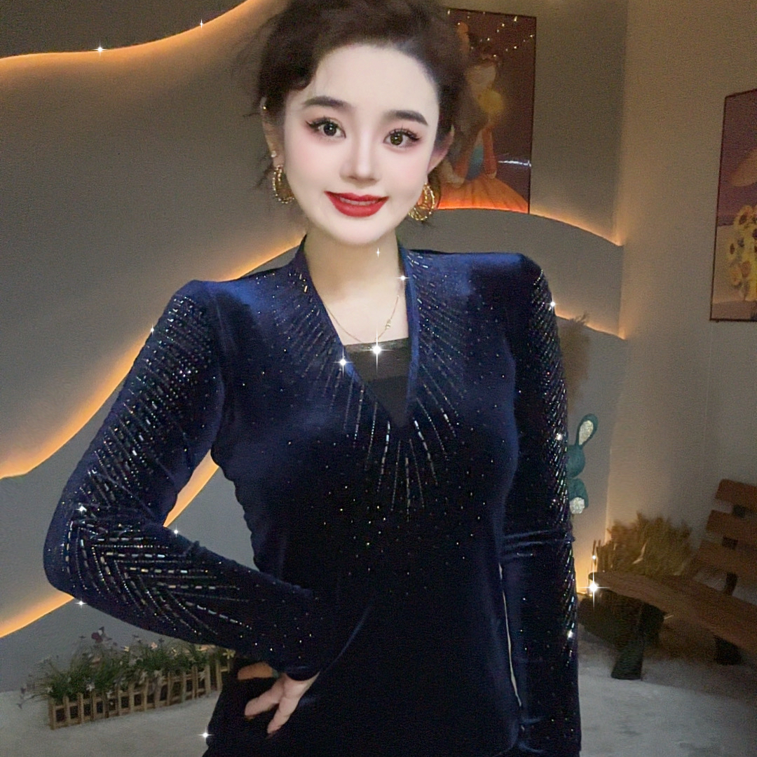 【贵妇烫钻】欧货V领亮钻爆款洋气时尚重工烫钻长袖打底女