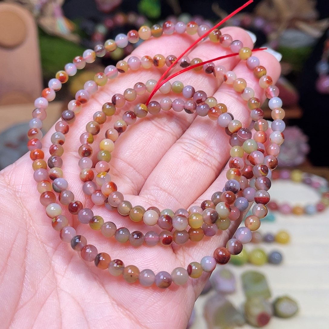 娜***豆玛瑙/玉髓未镶嵌珠宝半成品盐源玛瑙多圈