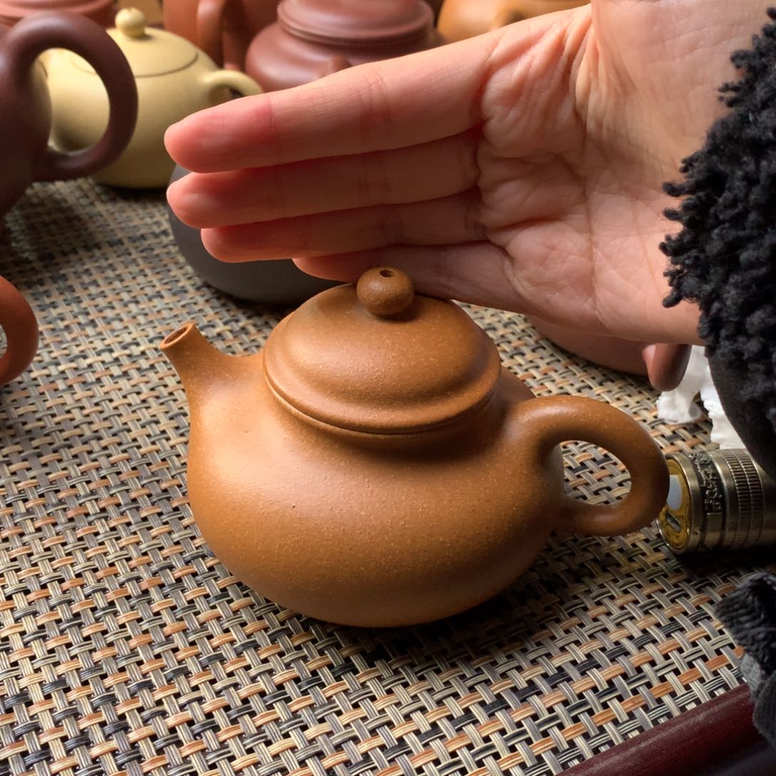 紫砂茶壶200毫升半手