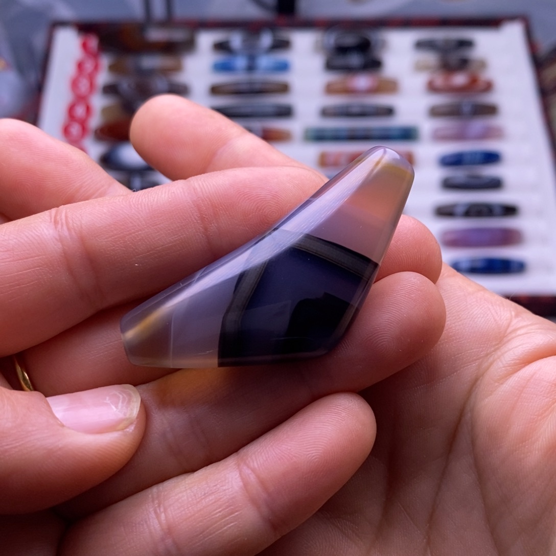 玛瑙/玉髓颈饰未镶嵌