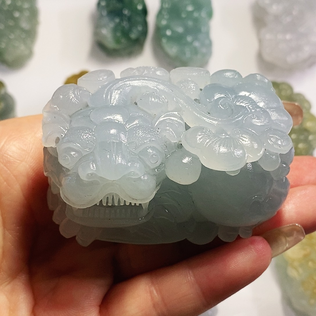 定制翡翠未镶嵌翡翠吊坠