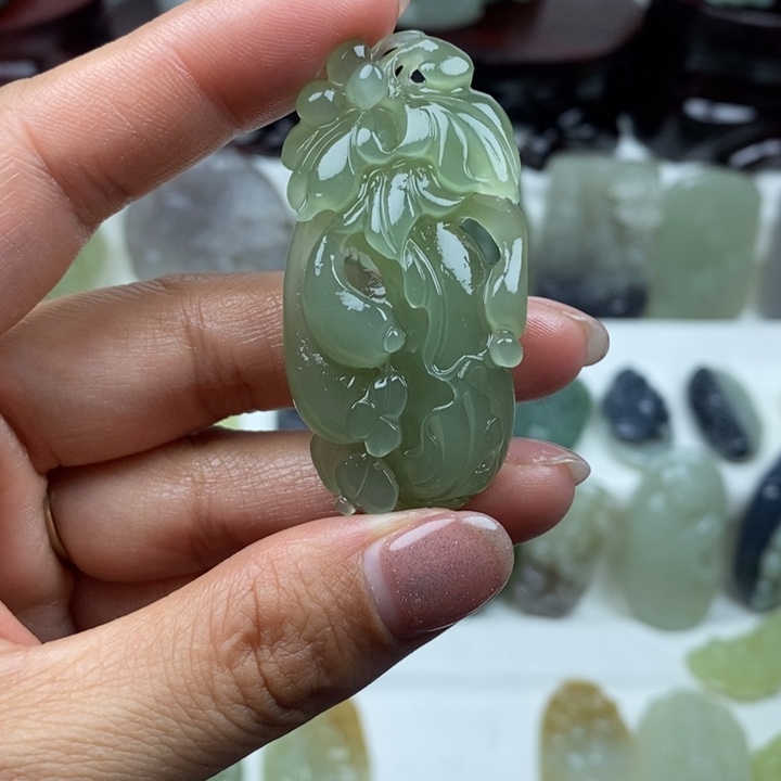 和田玉（糖玉）未镶嵌颈饰39