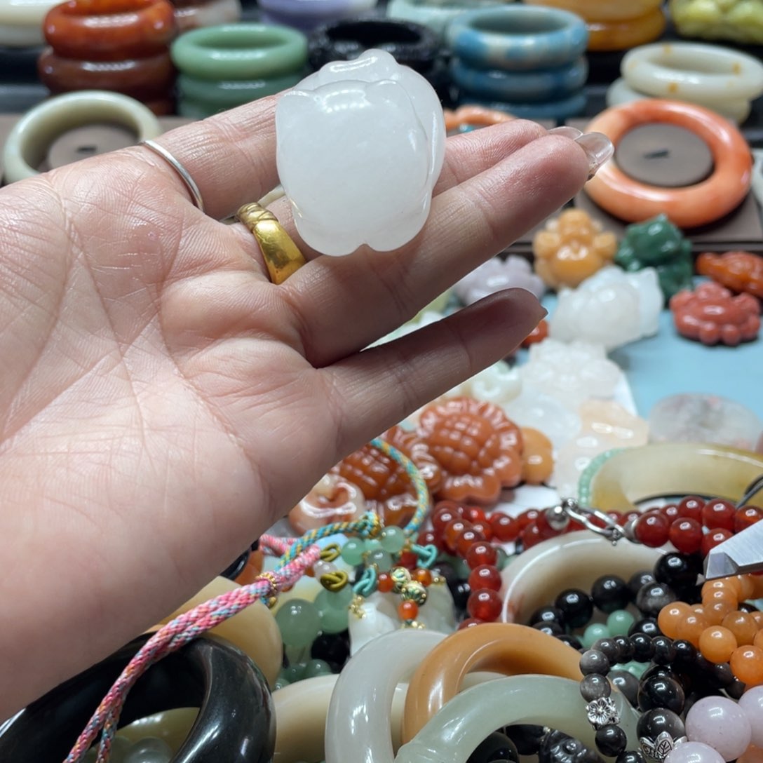 石英质玉手镯合金