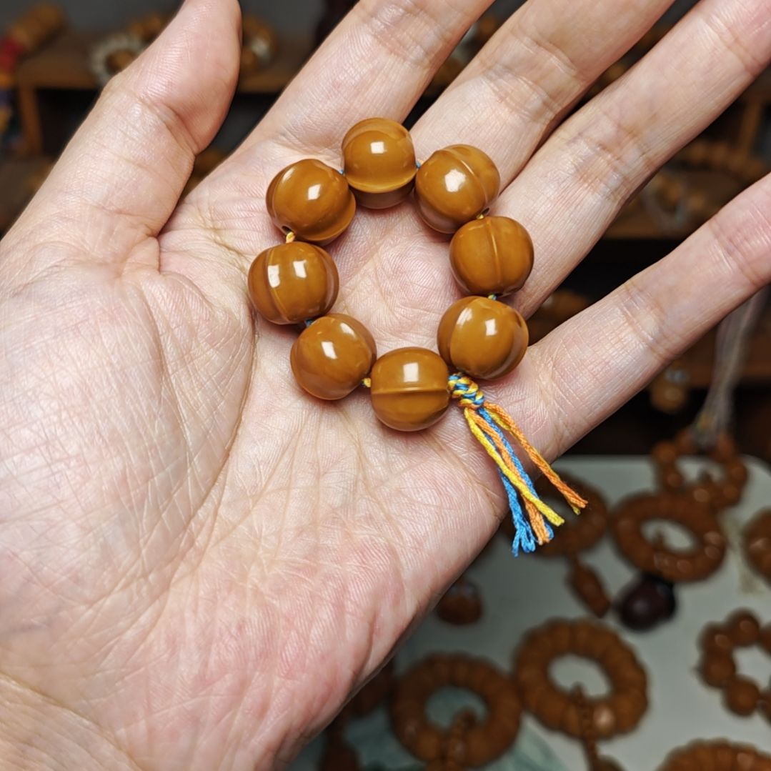 会****天然猴头鲨鱼背手捻