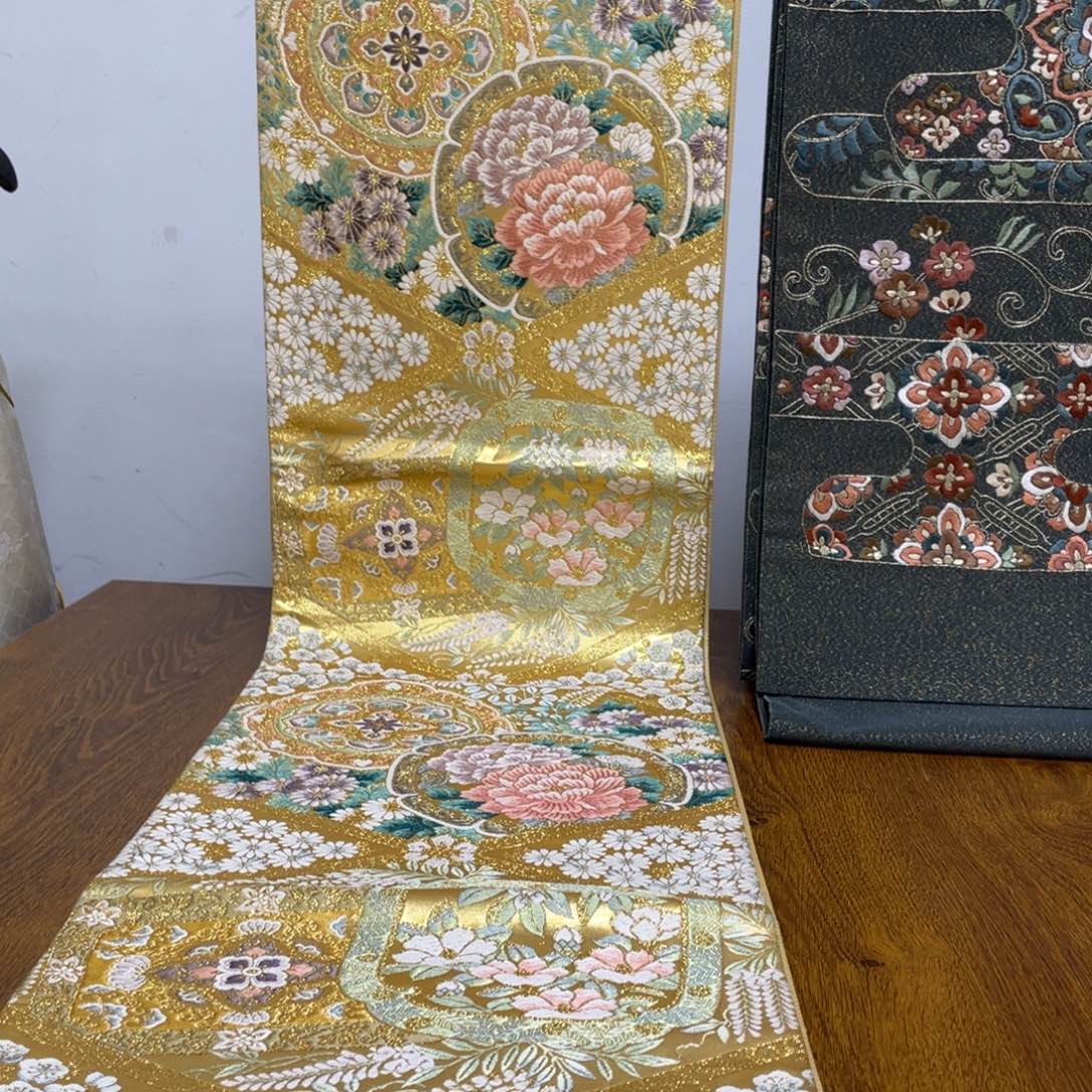 织绣织锦技艺高超的