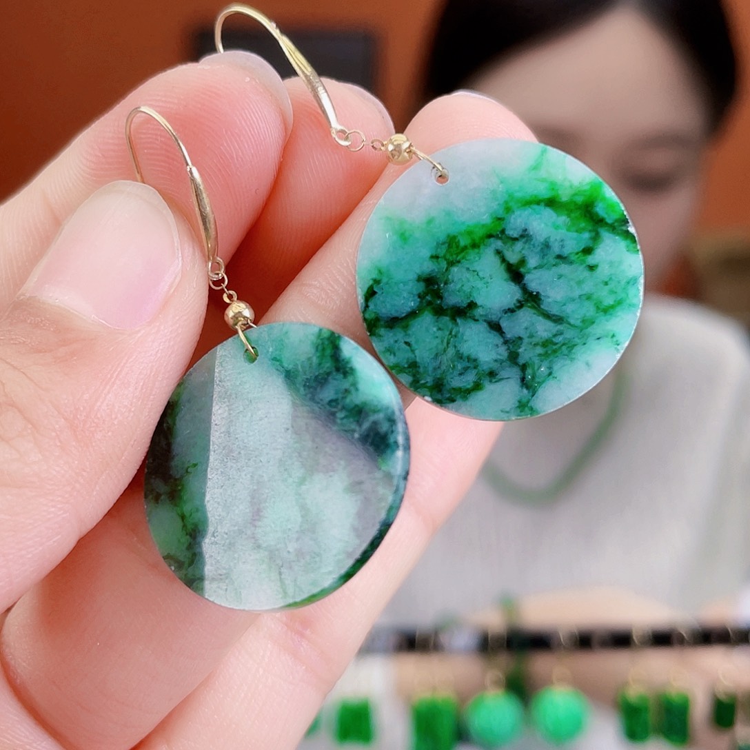 翡翠18K金镶嵌耳饰