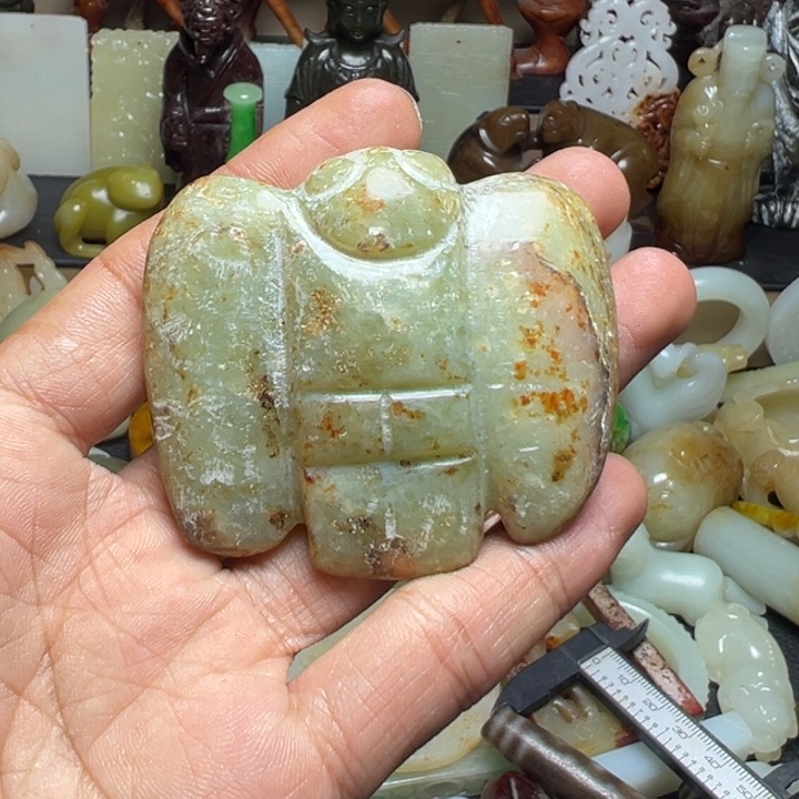 和田玉（糖玉）未镶嵌颈饰