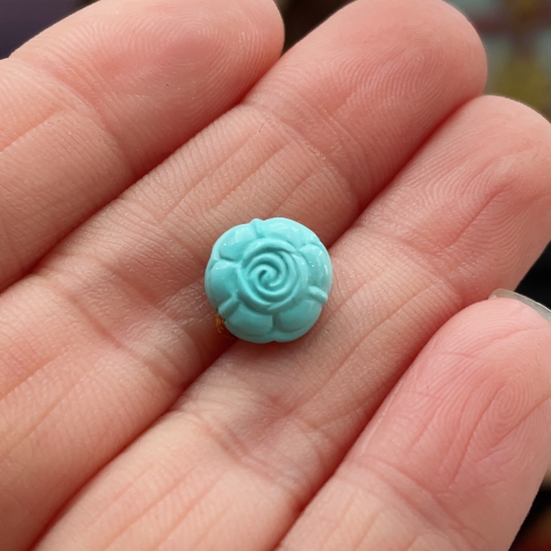 绿松石颈饰未镶嵌