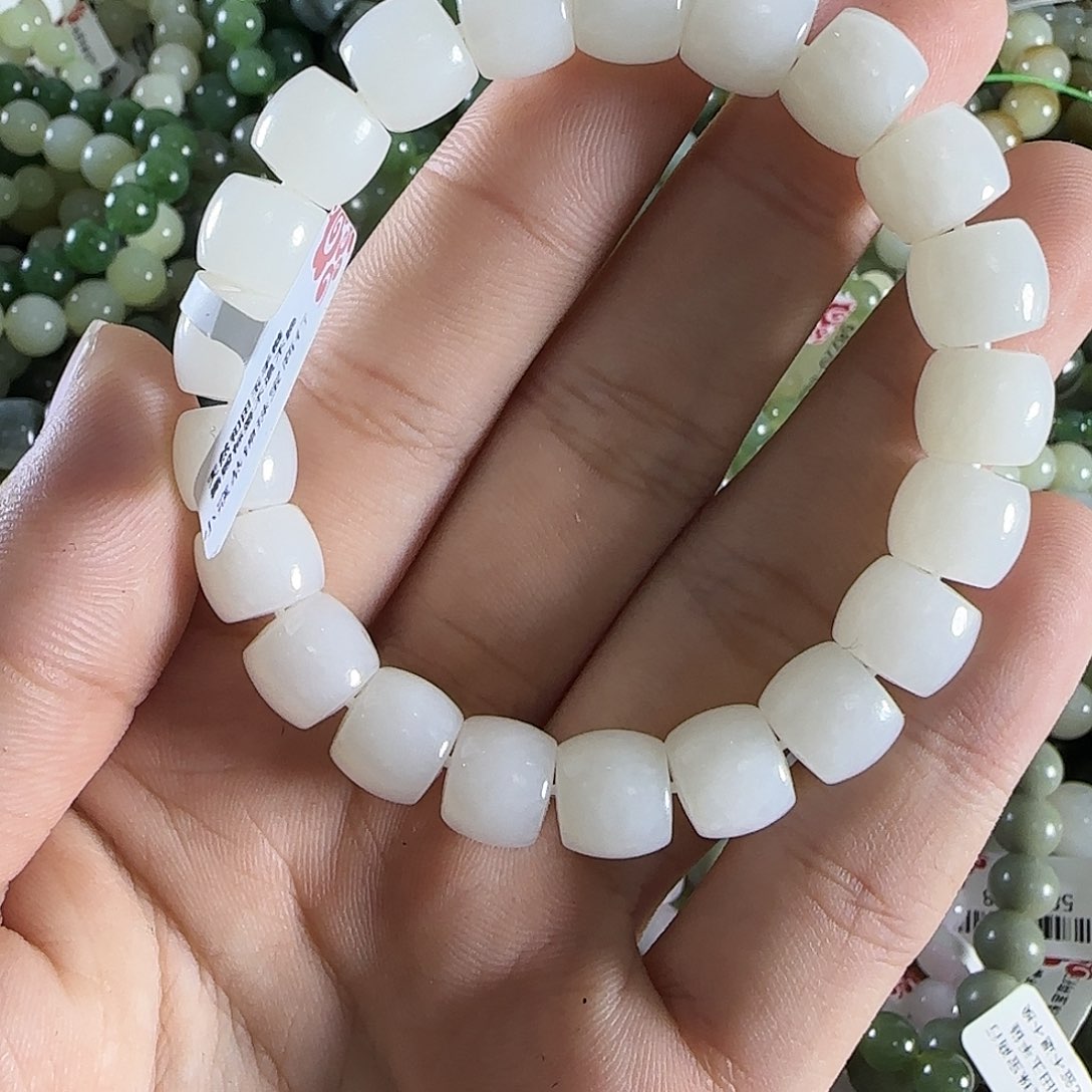 和田玉手链未镶嵌162