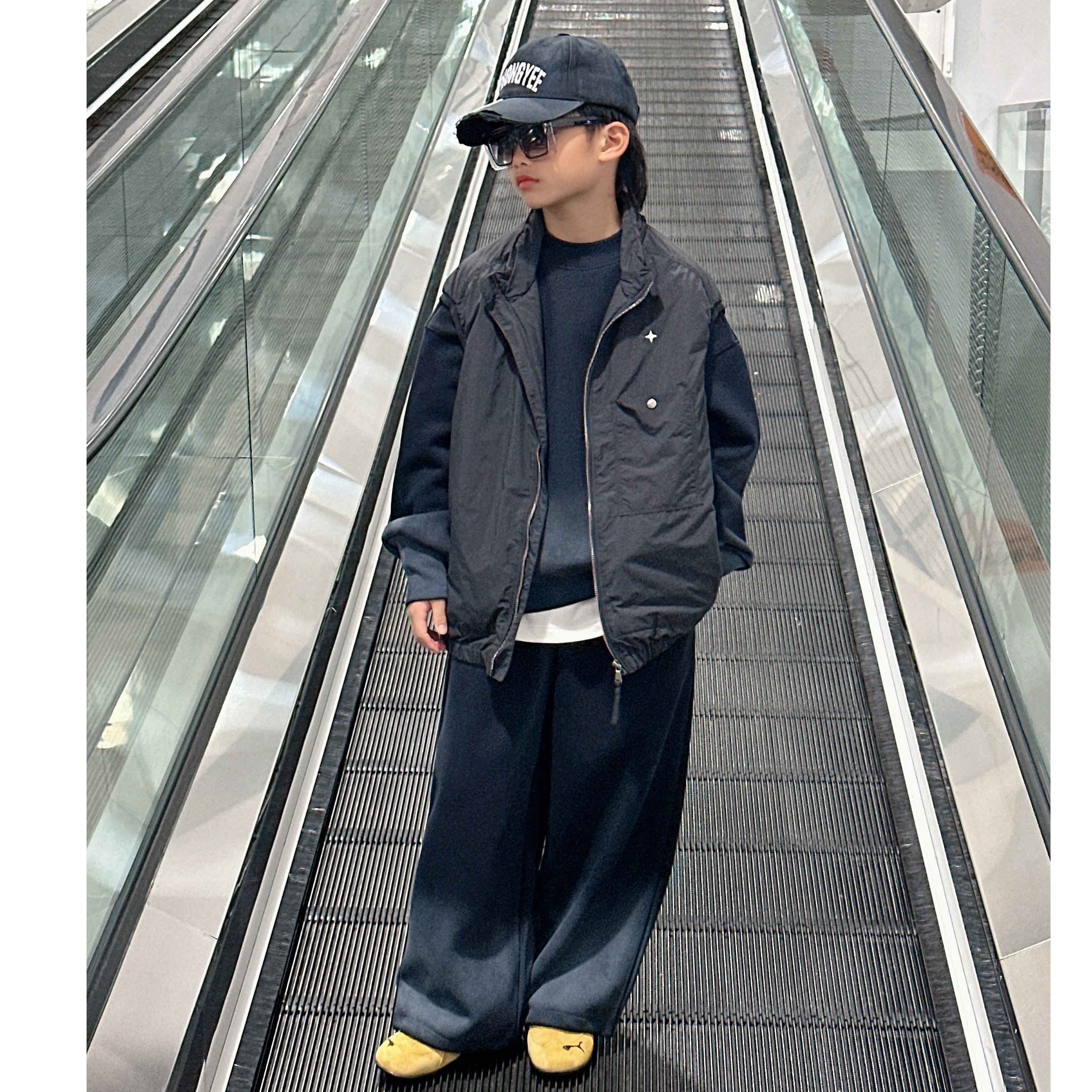 【嘟妈童装】2025秋冬季儿童拉链加棉时尚马甲2736