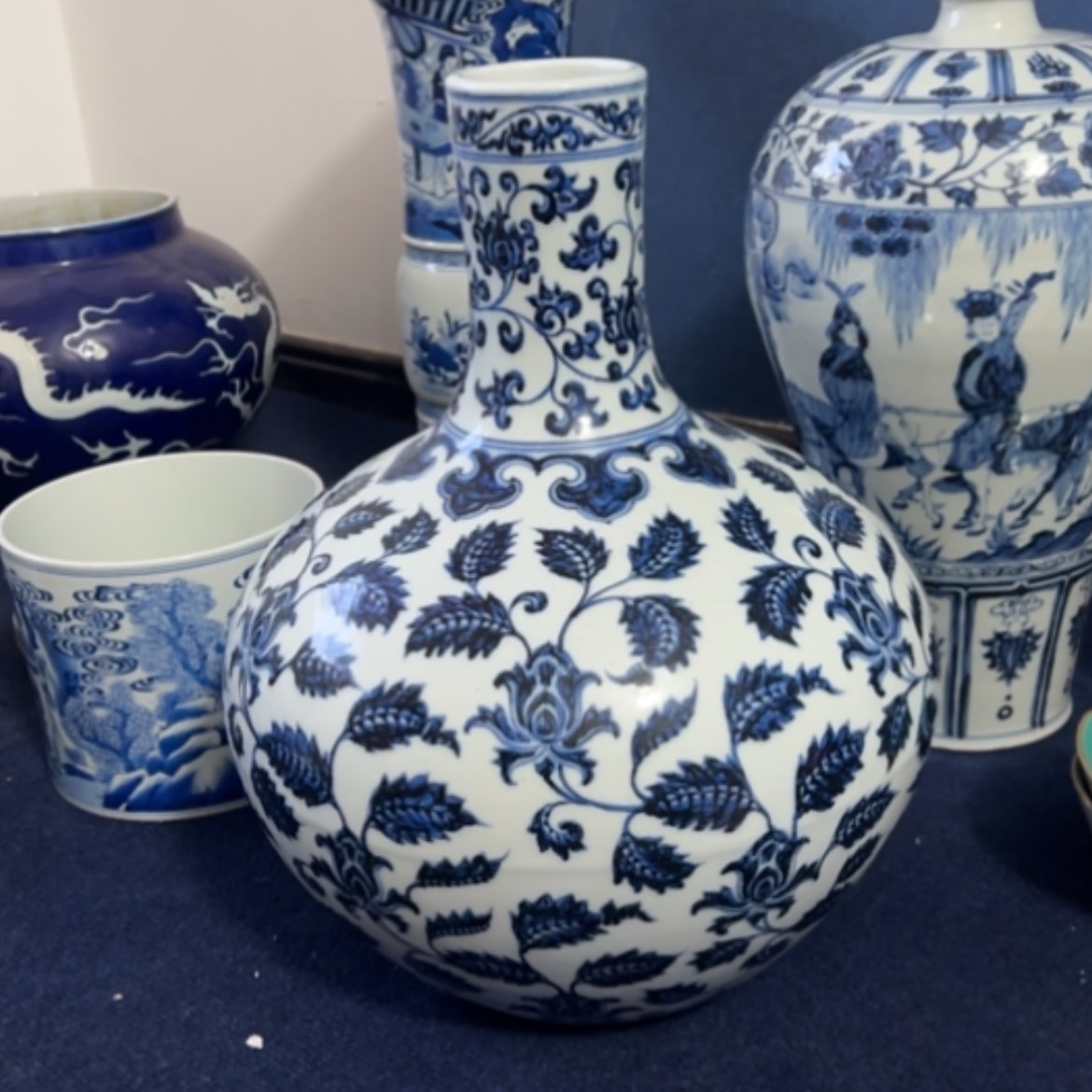 【闪购商品】青花缠枝花卉大天球