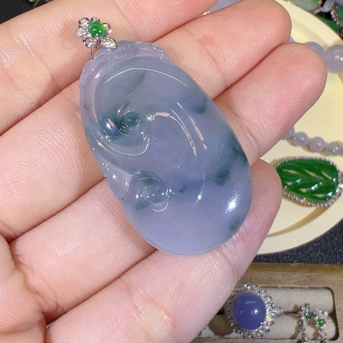 【闪购商品】翡翠颈饰18K金镶嵌缅甸翡翠如意