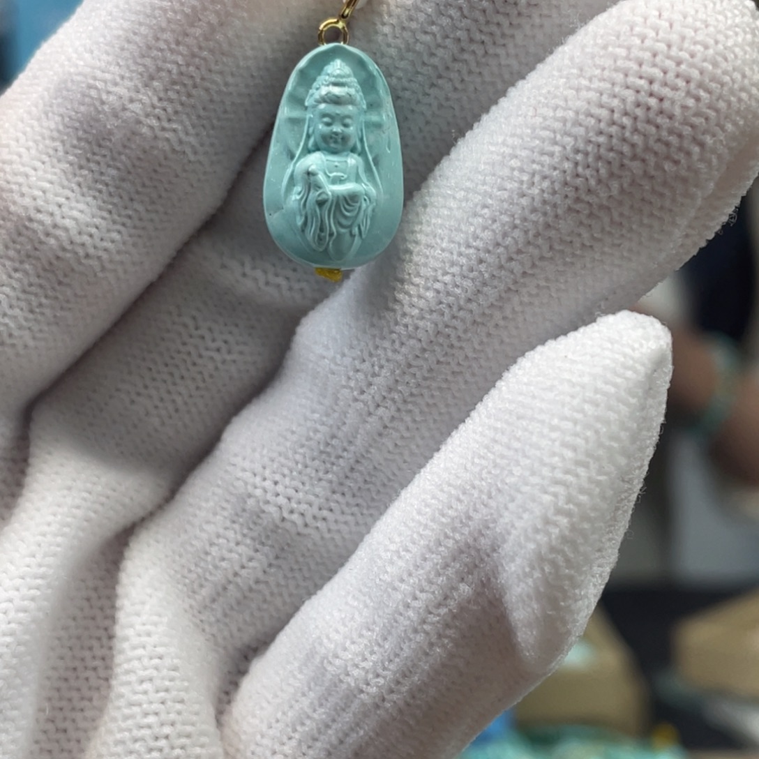 绿松石未镶嵌挂件