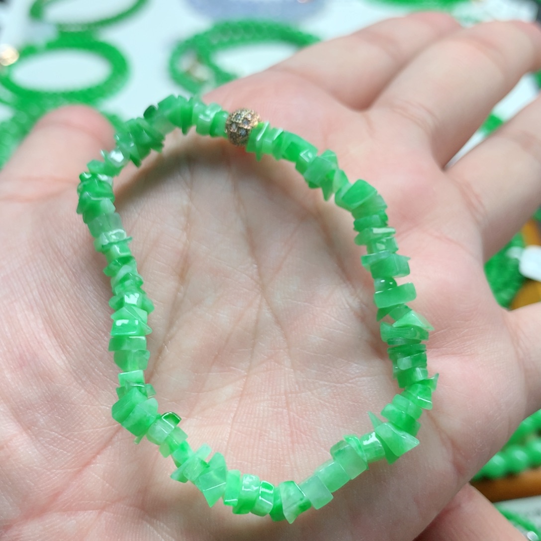 翡翠未镶嵌手链翡翠