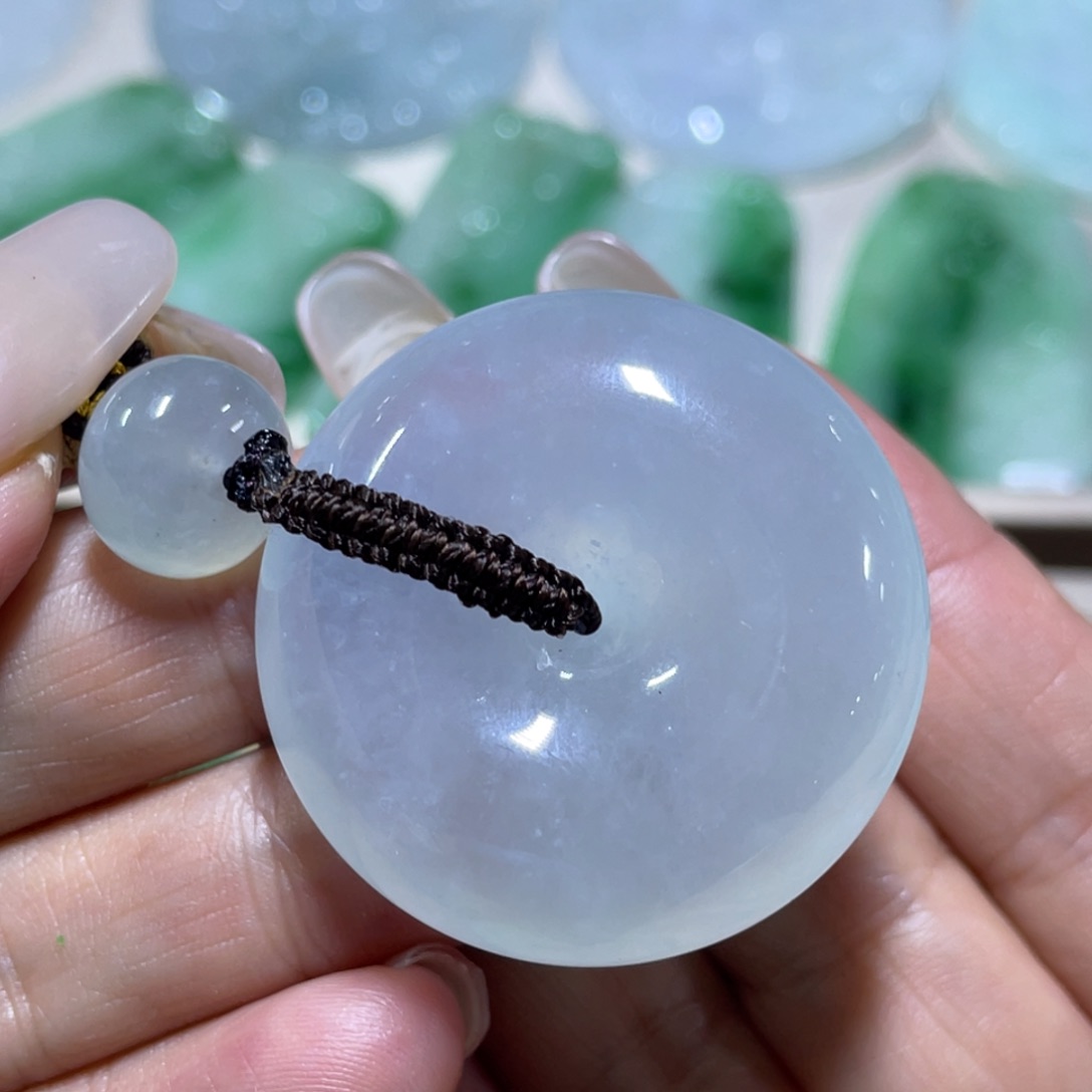 定制翡翠未镶嵌平安扣