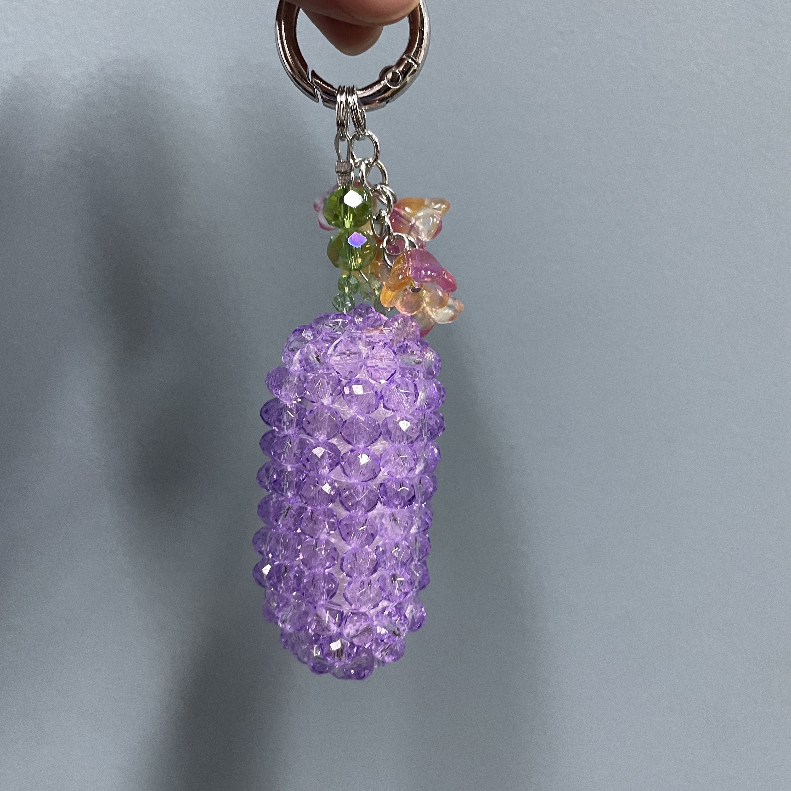 编织重工紫色玉米挂件E440