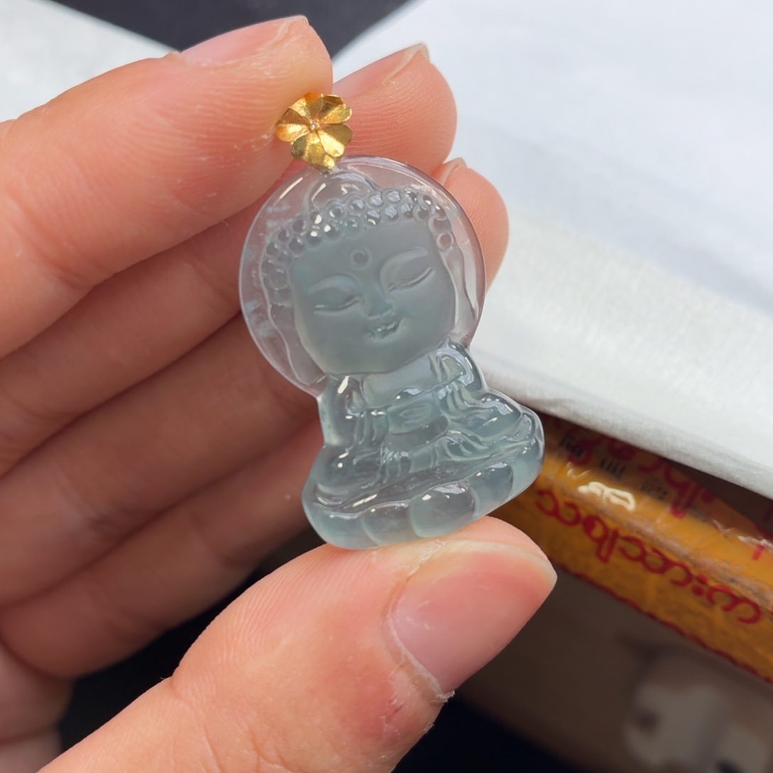 翡翠18K金镶嵌颈饰一刀切高冰种危地马拉宝宝佛