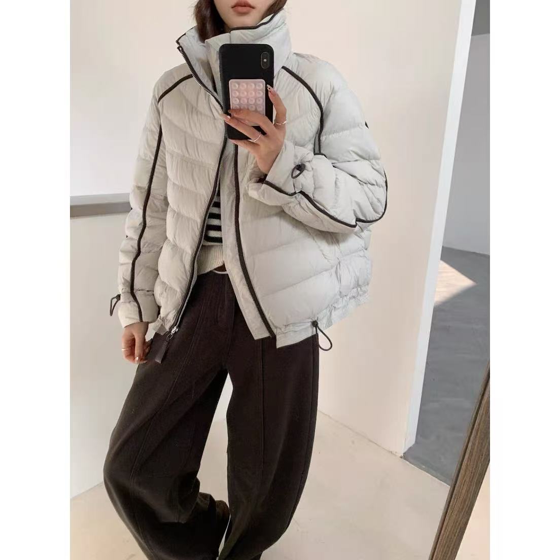 MANNI8818冬季新款韩版立领短款白鸭绒排骨保暖羽绒服女