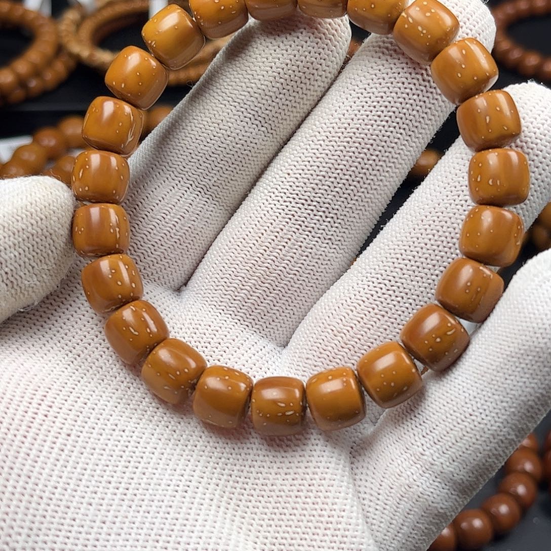 紫金鼠手串10.0黄金甲