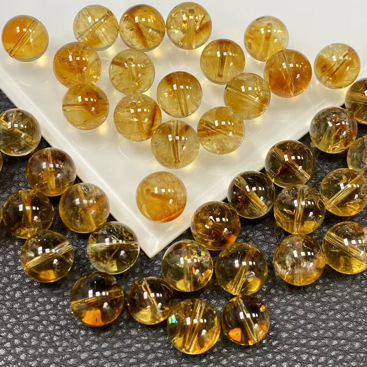 「戴琴珠宝」DQ621-黄水晶10mm左右通孔单珠（多样性发其一）