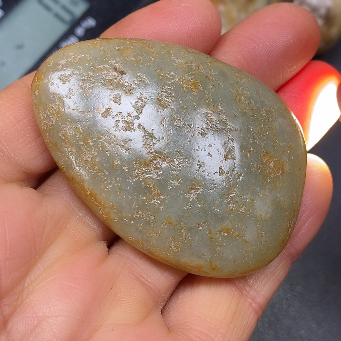 和田玉未镶嵌珠宝奇石