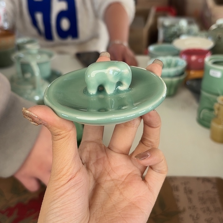 龙泉云间青瓷小米茶器