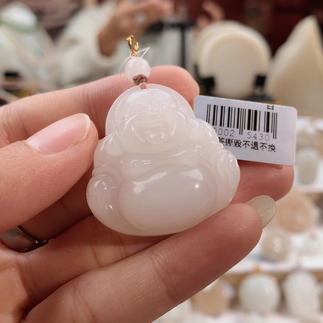 和田玉颈饰未镶嵌?**?