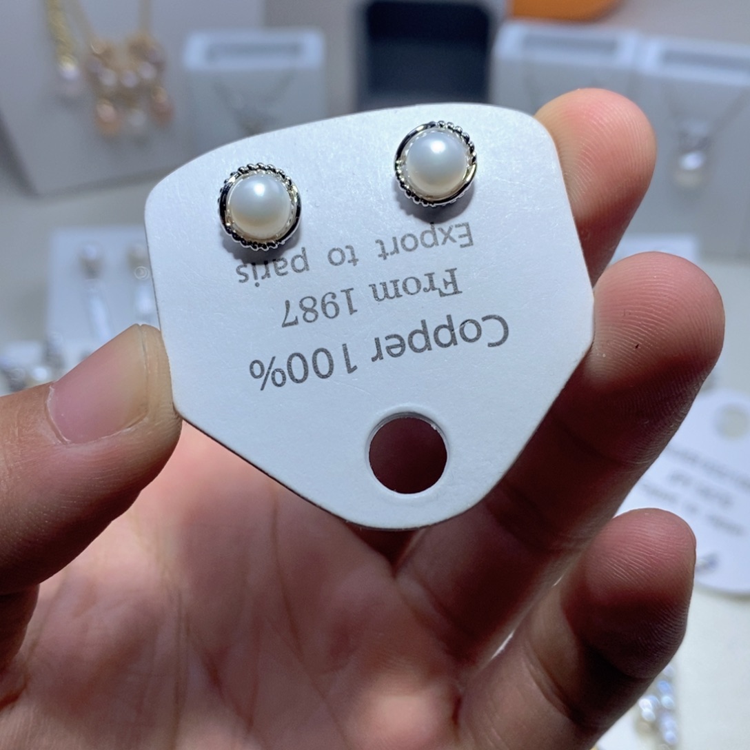 淡水珍珠银S925镶嵌耳饰