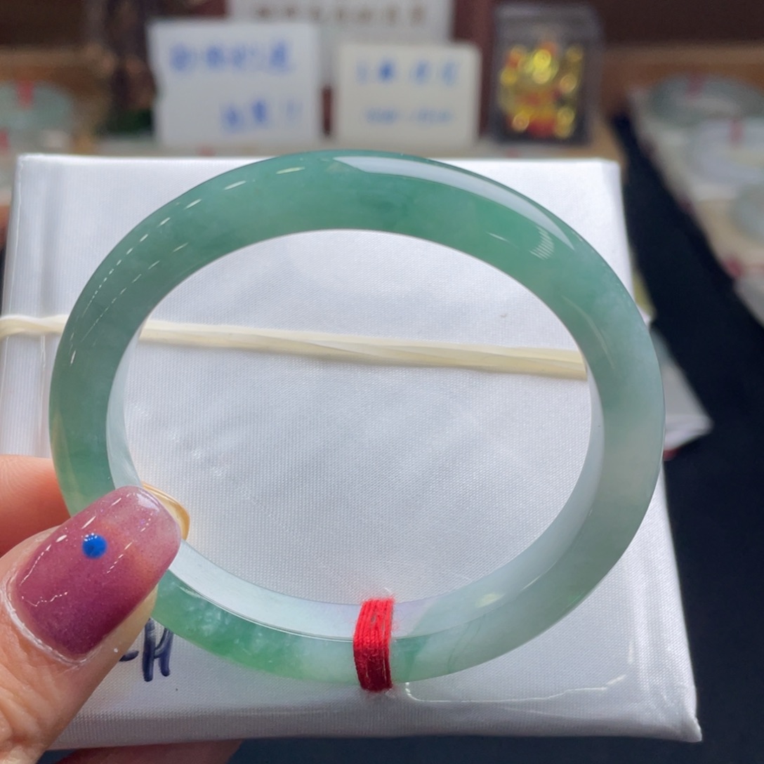 翡翠手镯未镶嵌53.5贵妃