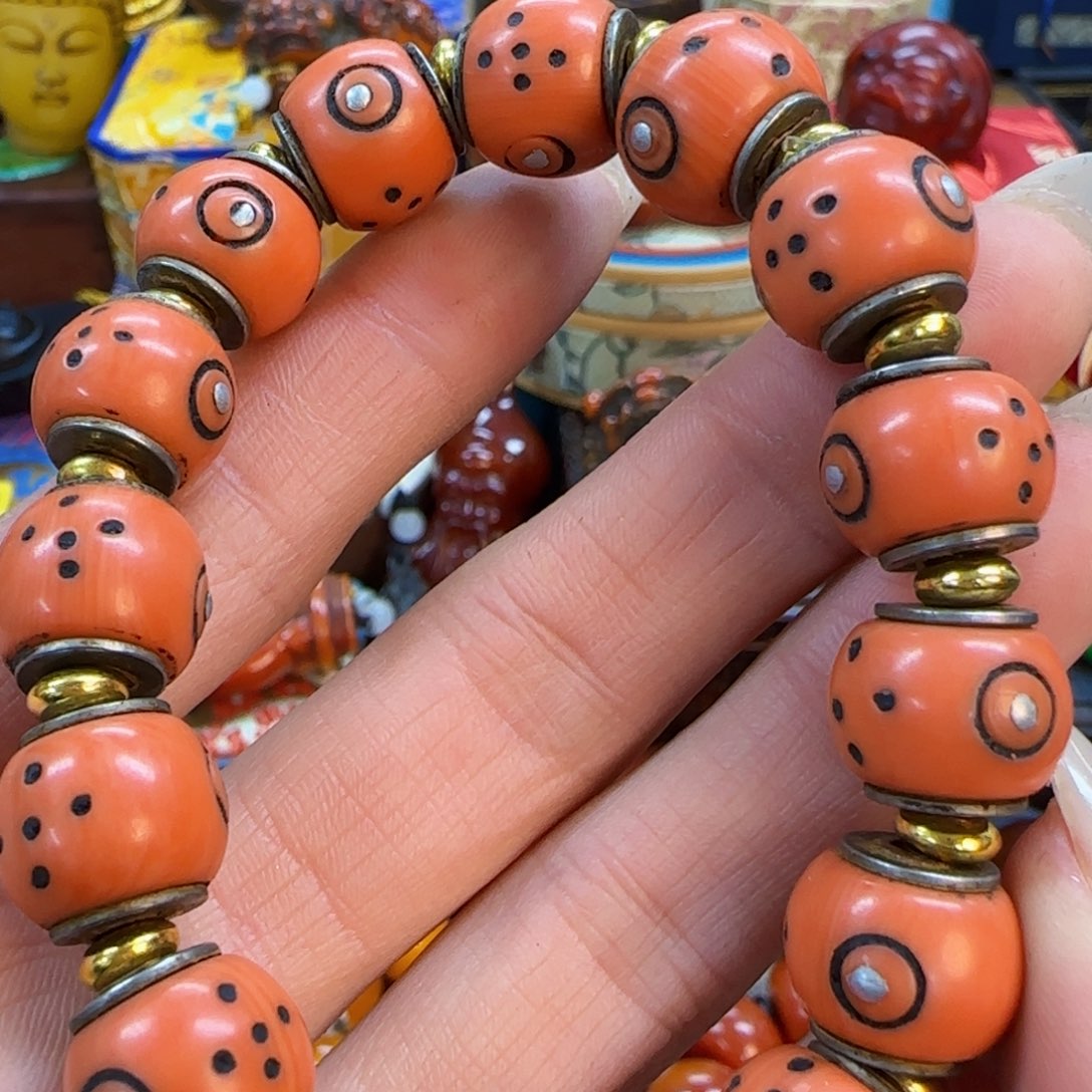 蜜蜡裸石未镶嵌卓玛推荐