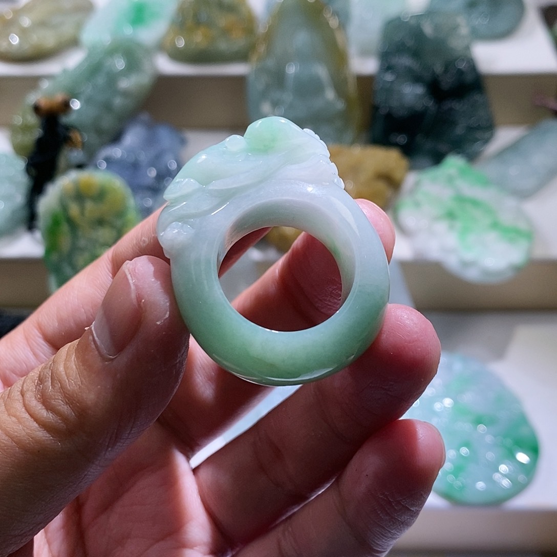 【闪购商品】翡翠颈饰未镶嵌貔貅扳指