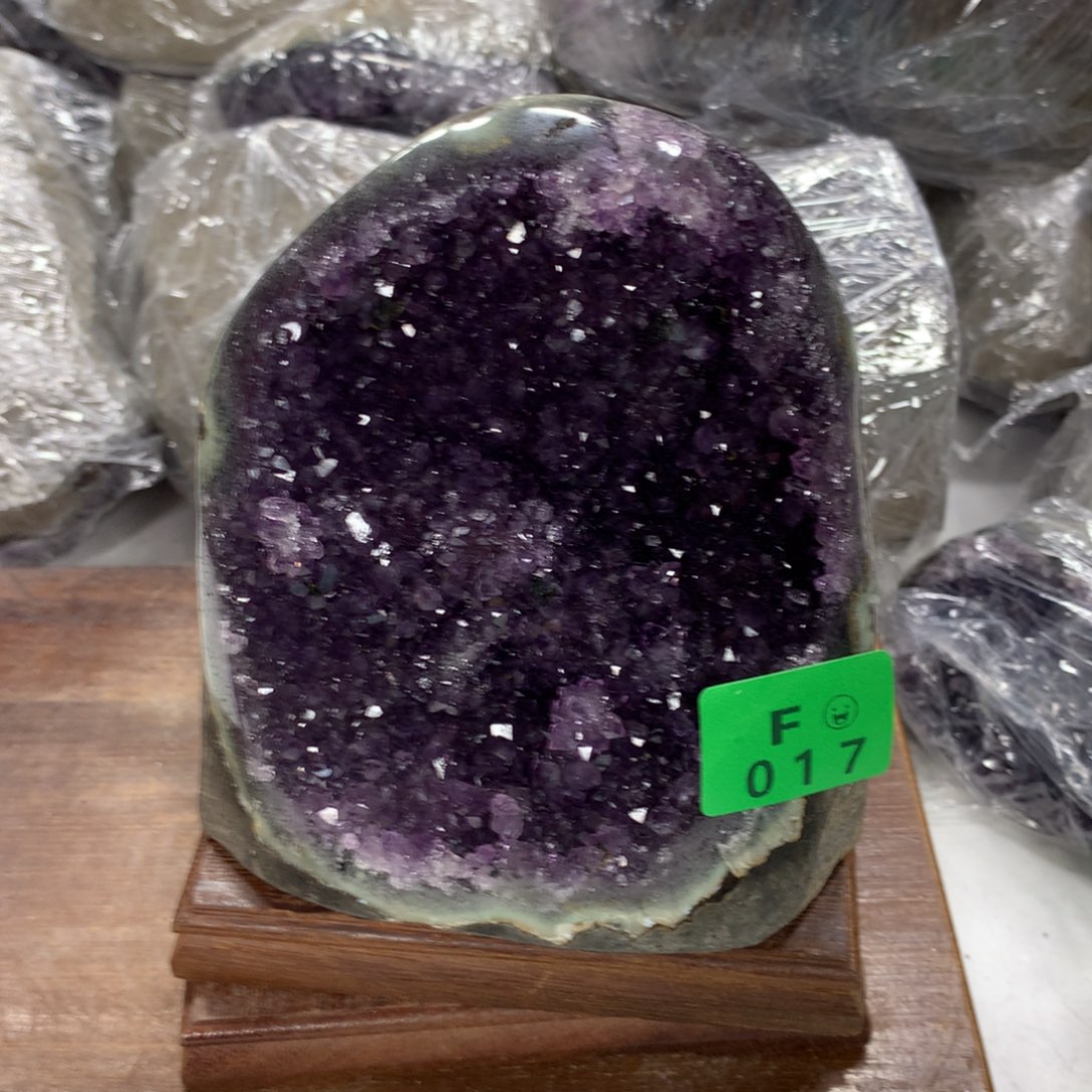 紫晶大型摆件（非配饰）未镶嵌