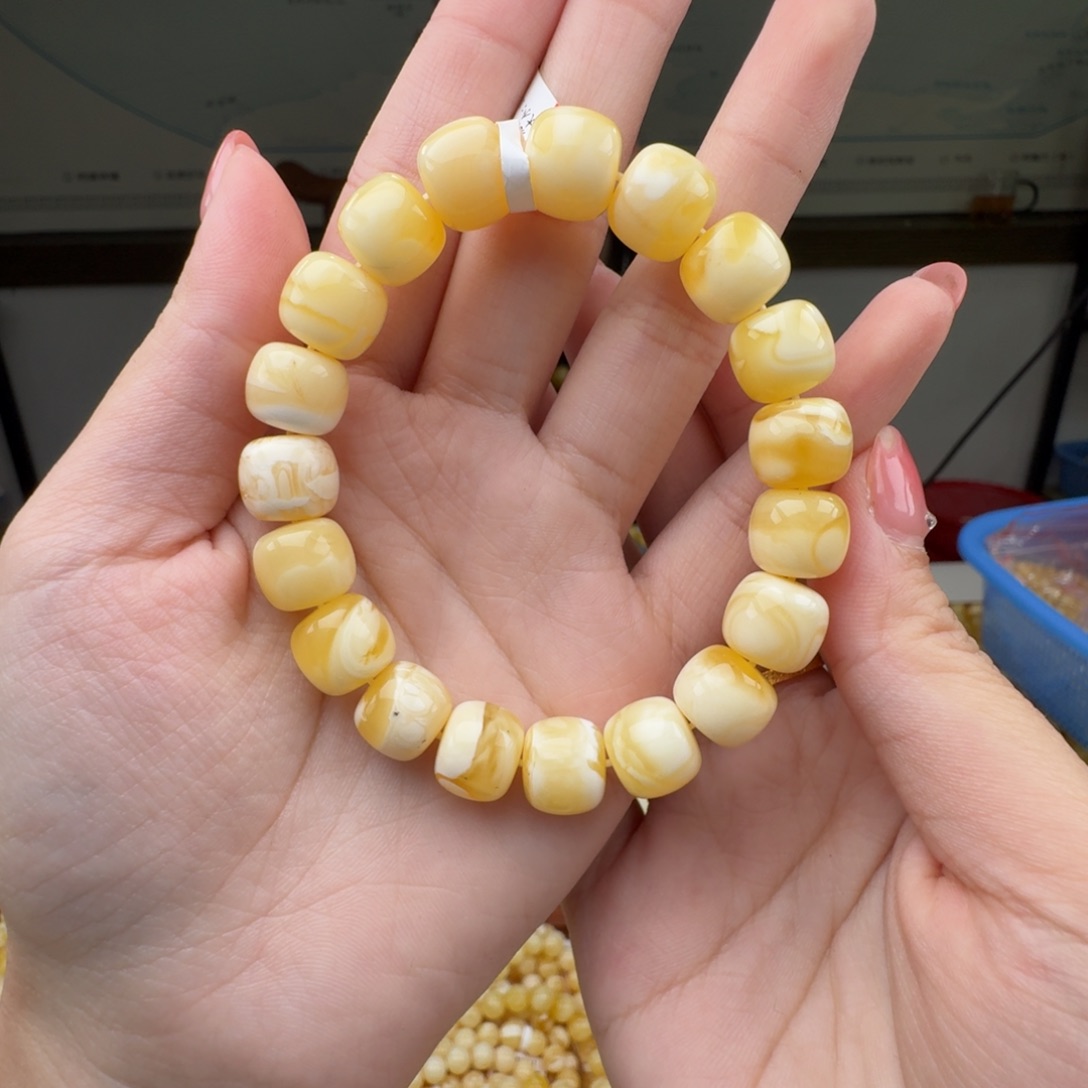 琥珀未镶嵌裸石蜜蜡