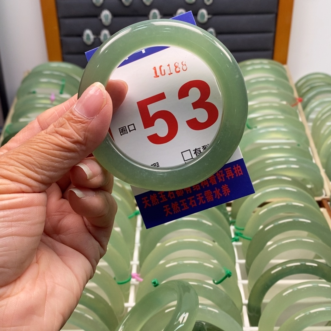 花***儿蛇纹石玉未镶嵌手镯