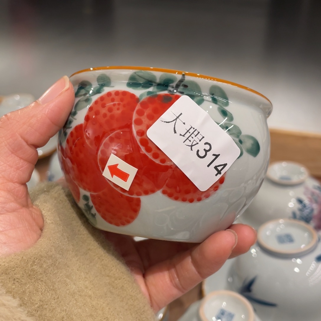 有瑕釉下彩纯手绘