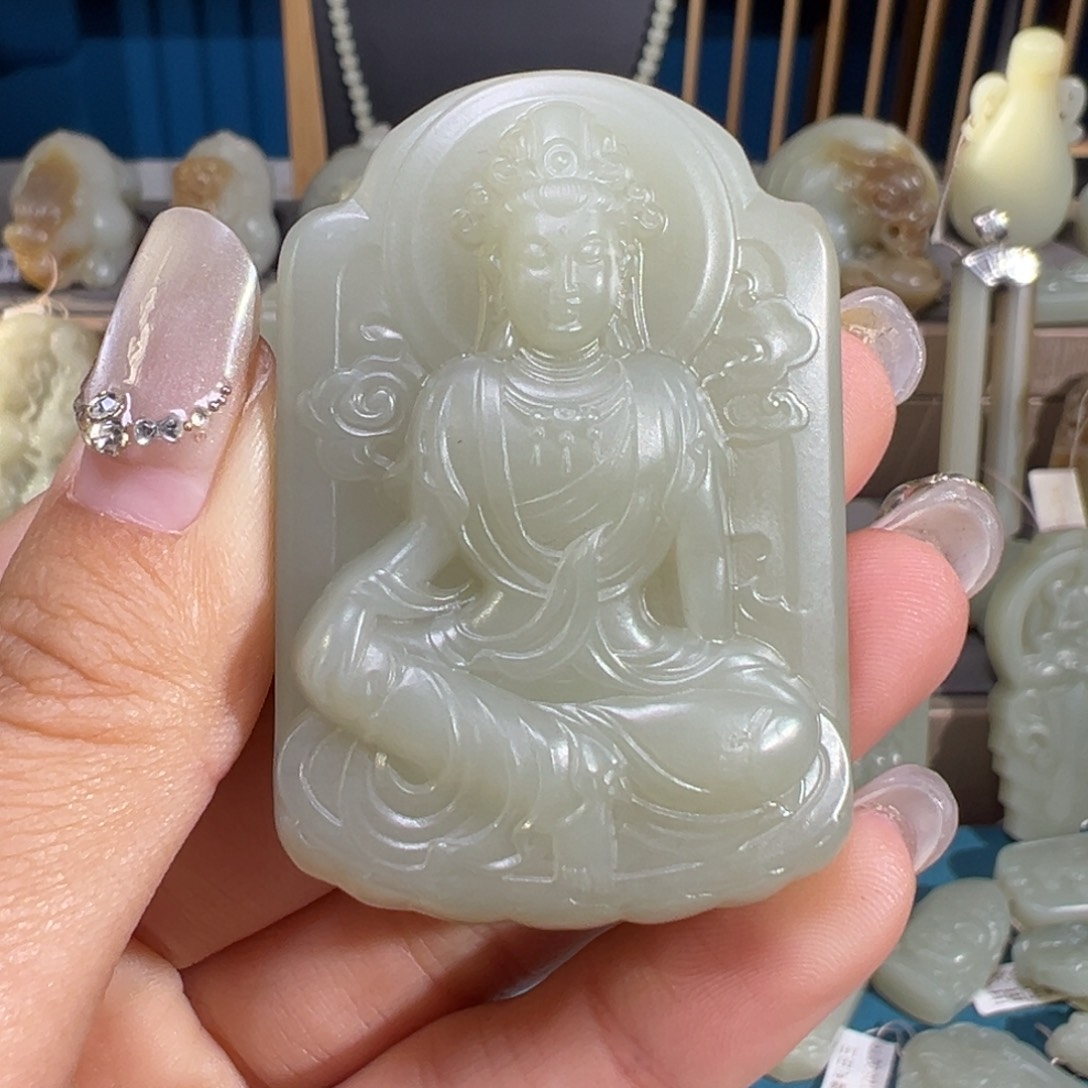 和田玉（糖玉）未镶嵌颈饰