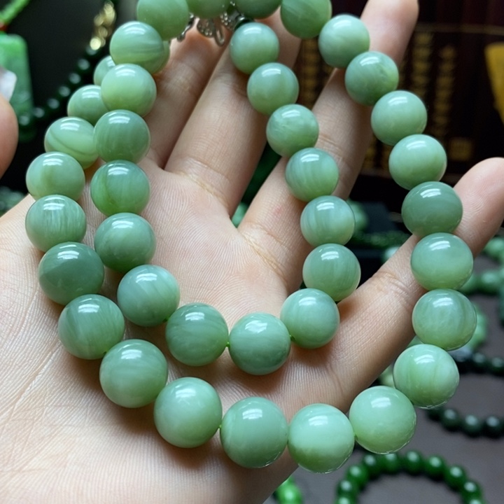 和田玉项链未镶嵌