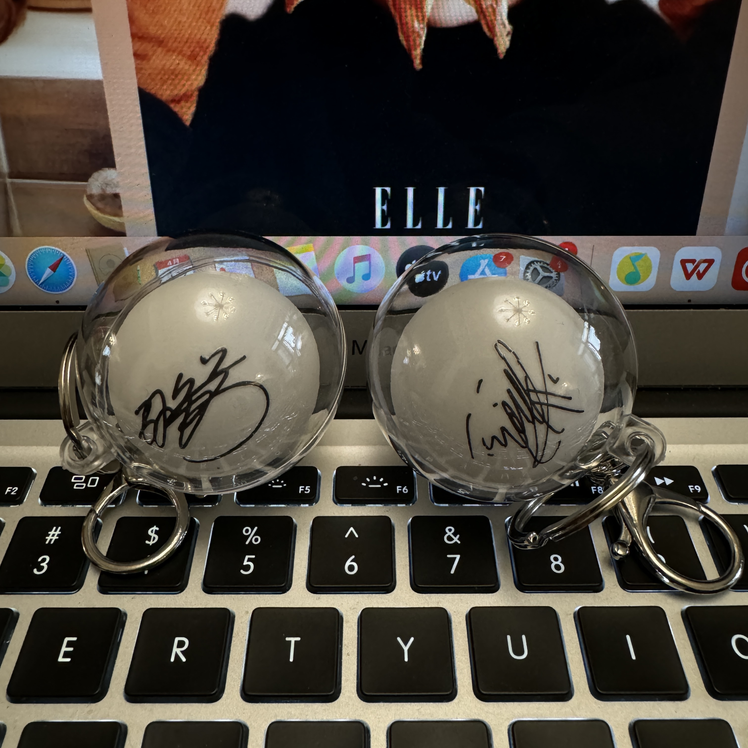 莎莎大头乒乓球转印贴签名钥匙扣