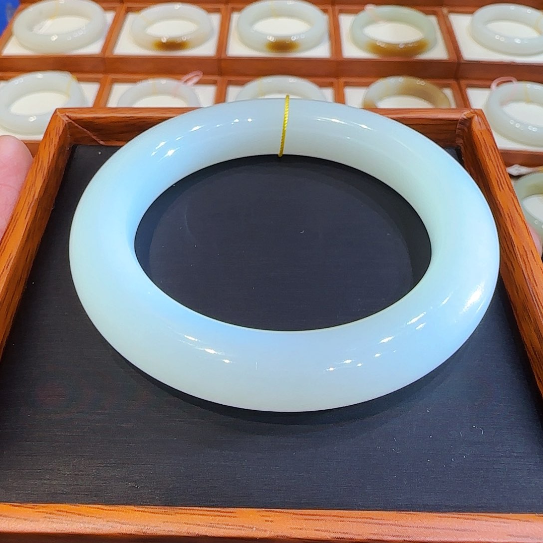 和田玉手镯未镶嵌新疆羊脂白玉54 55 56