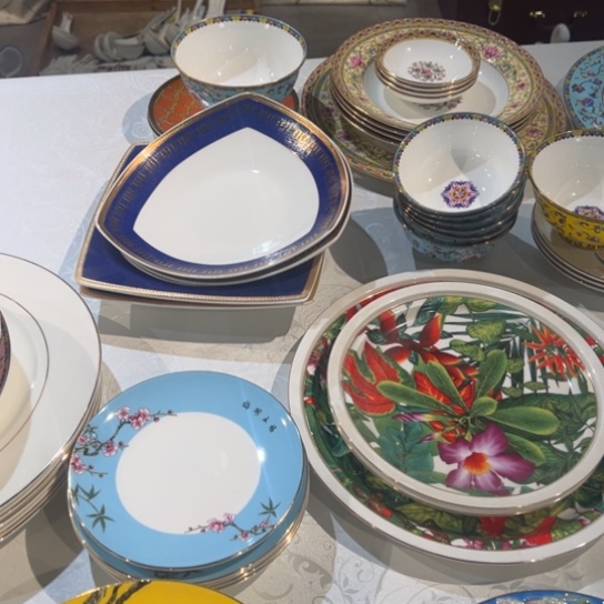 骨瓷珐琅彩工艺制作