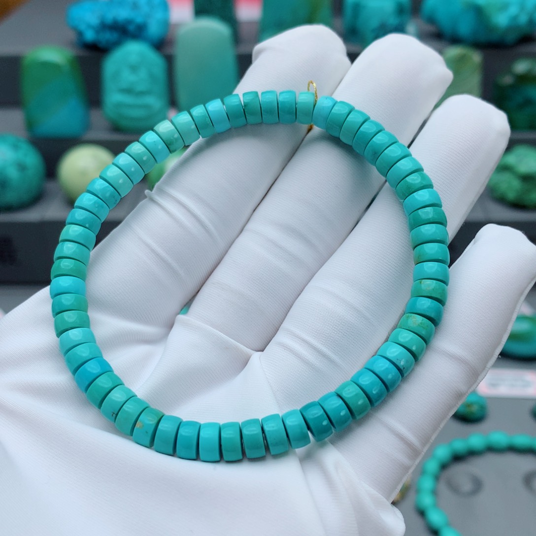 绿松石配饰未镶嵌