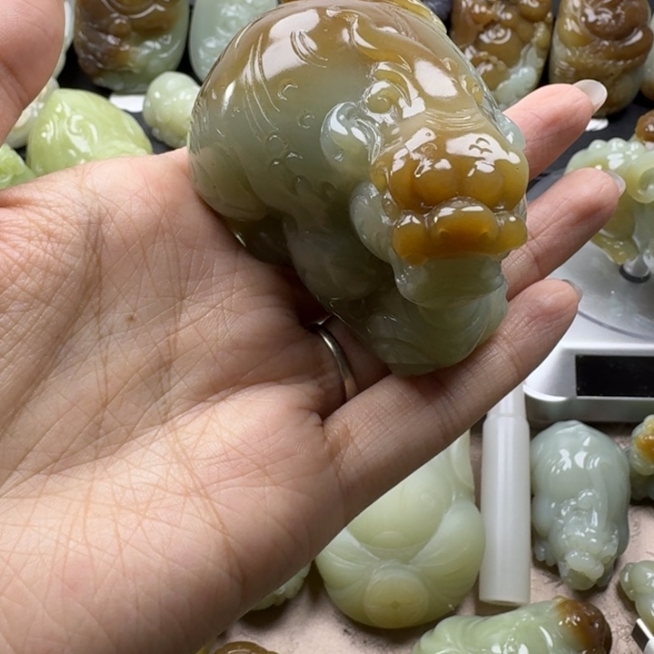 今****和田玉未镶嵌把件