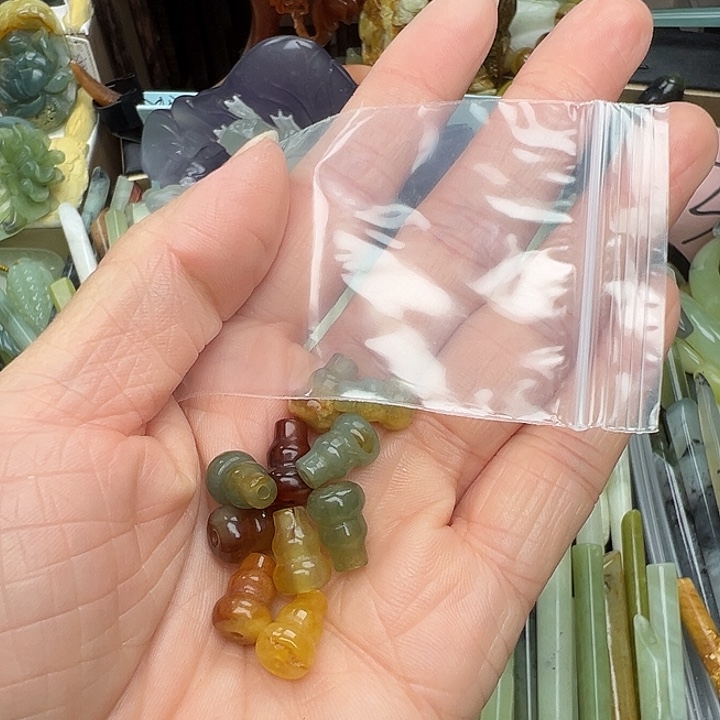 空***兰蛇纹石玉未镶嵌发饰