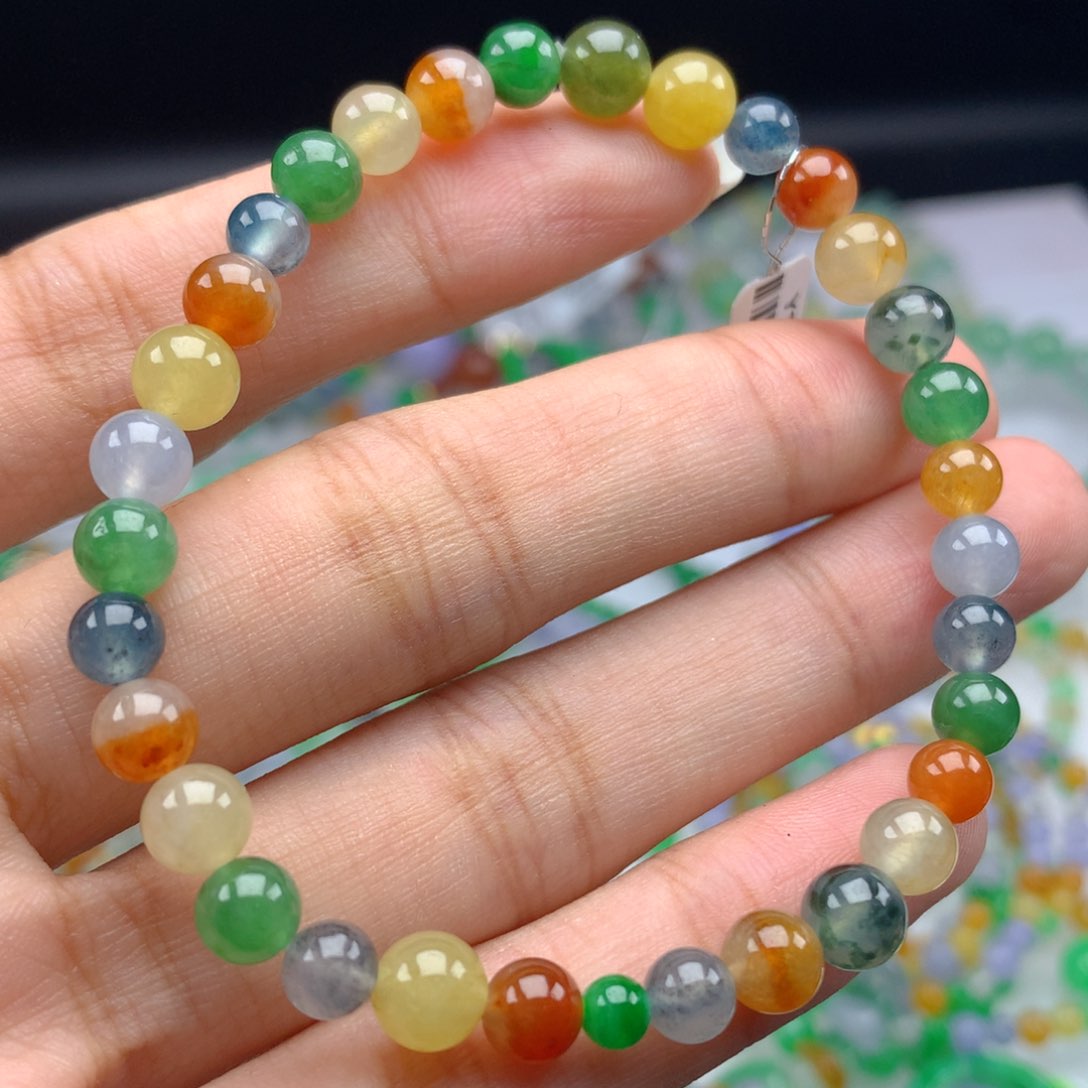 翡翠手链未镶嵌卡